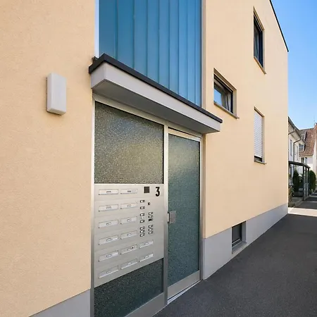 Balkon Parkplatz Arbeitsplatz * Reutlingen